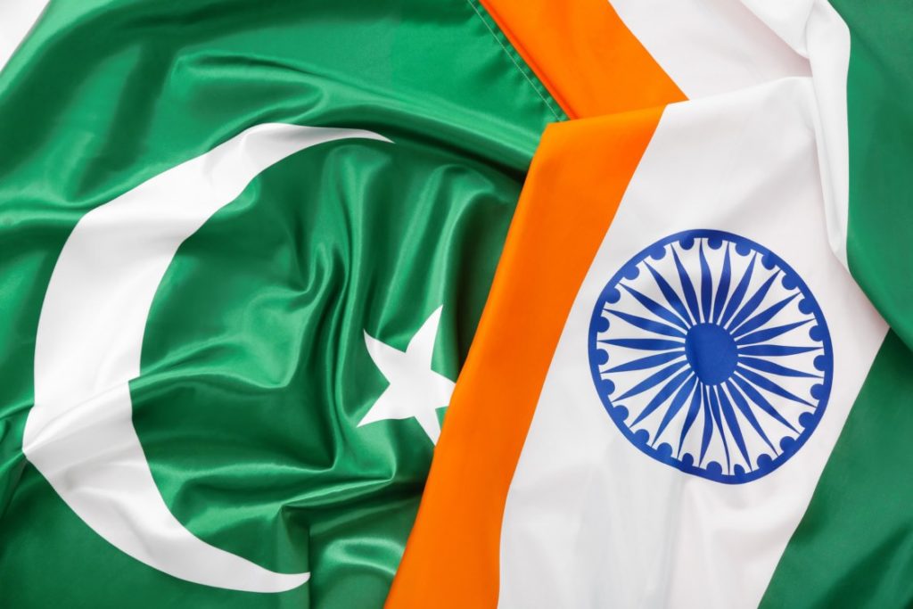 image du drapeau de l'Inde et du Pakistan